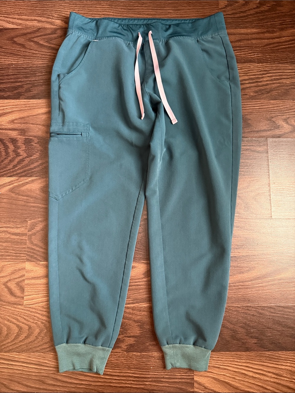 Figs Women’s Zamora Jogger Scrub Pants